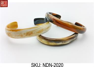 Horn cuff