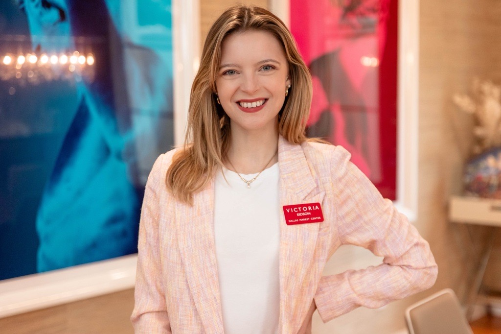  Victoria Eidson photo
